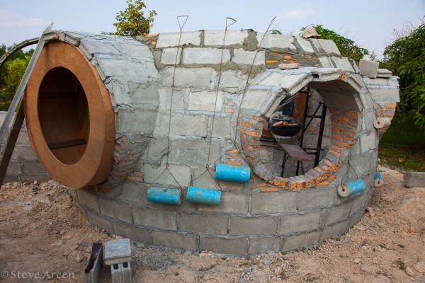 3-Small-home-construction-600x400