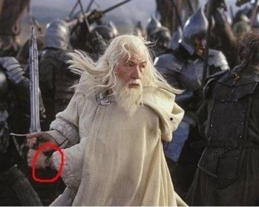 Pán prsteňov a Gandalf s hodinkami.