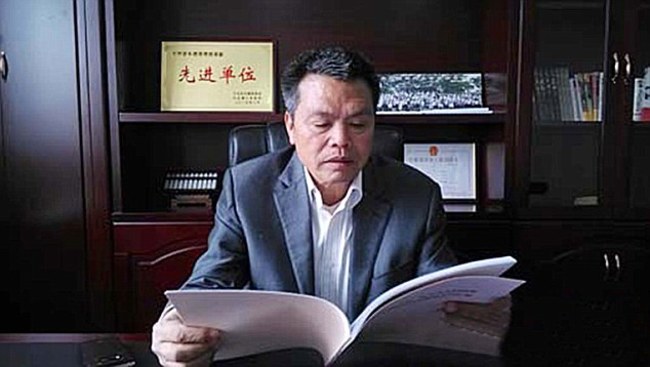 54 ročný Xiong Shuihua je podnikateľ, ktorý sa na vrchol dostal z veľmi skromných podmienok.