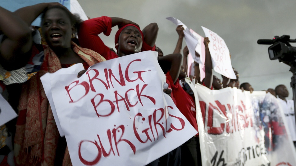 Po únose 276 dievčat zo školy v Nigérii militantnou skupinou, sa táto informácia rozšírila do sveta s kampaňou "Vráťte nám naše dievčatá".