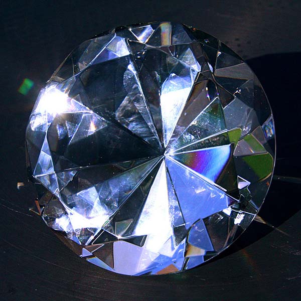 Existuje planéta, ktorá je celá z diamantu a je väčšia ako naša Zem.