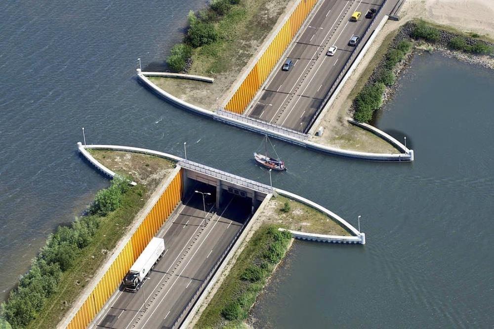 most-v-holandsku1