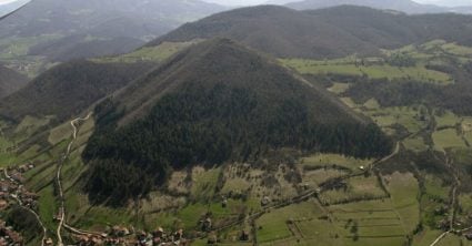 Veľká balkánska záhada: Tajomné bosnianske pyramídy majú byť väčšie ako egyptské, vedci hovoria o profitujúcej konšpirácii